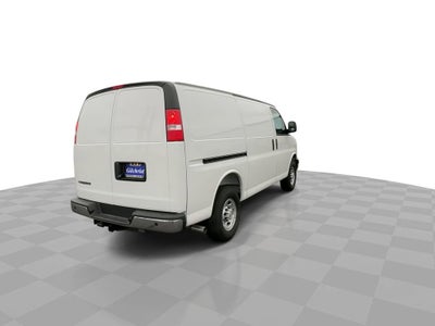 2025 Chevrolet Express Cargo WT