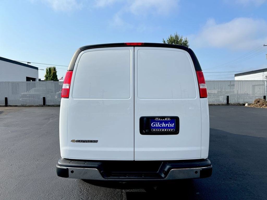 2026 Chevrolet Express Cargo WT