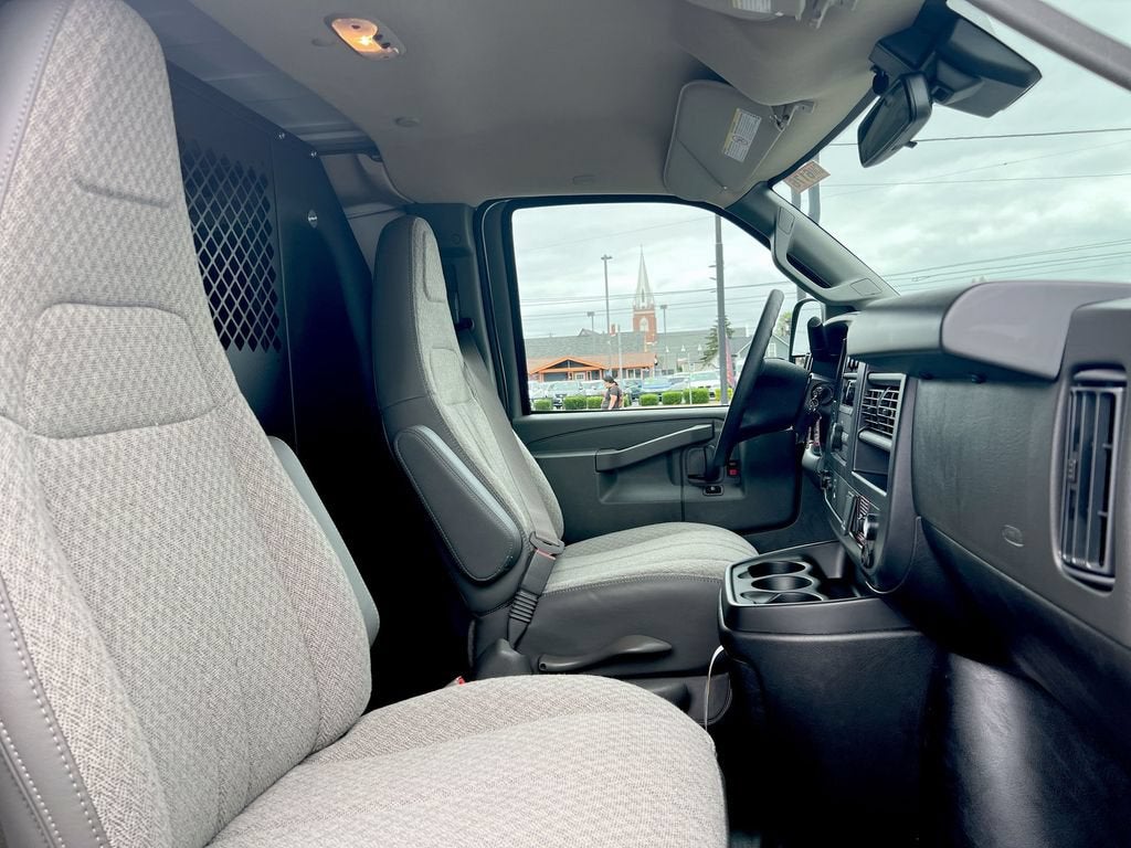 2026 Chevrolet Express Cargo WT