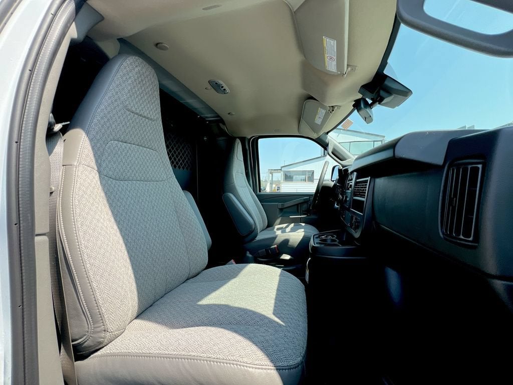 2026 Chevrolet Express Cargo WT