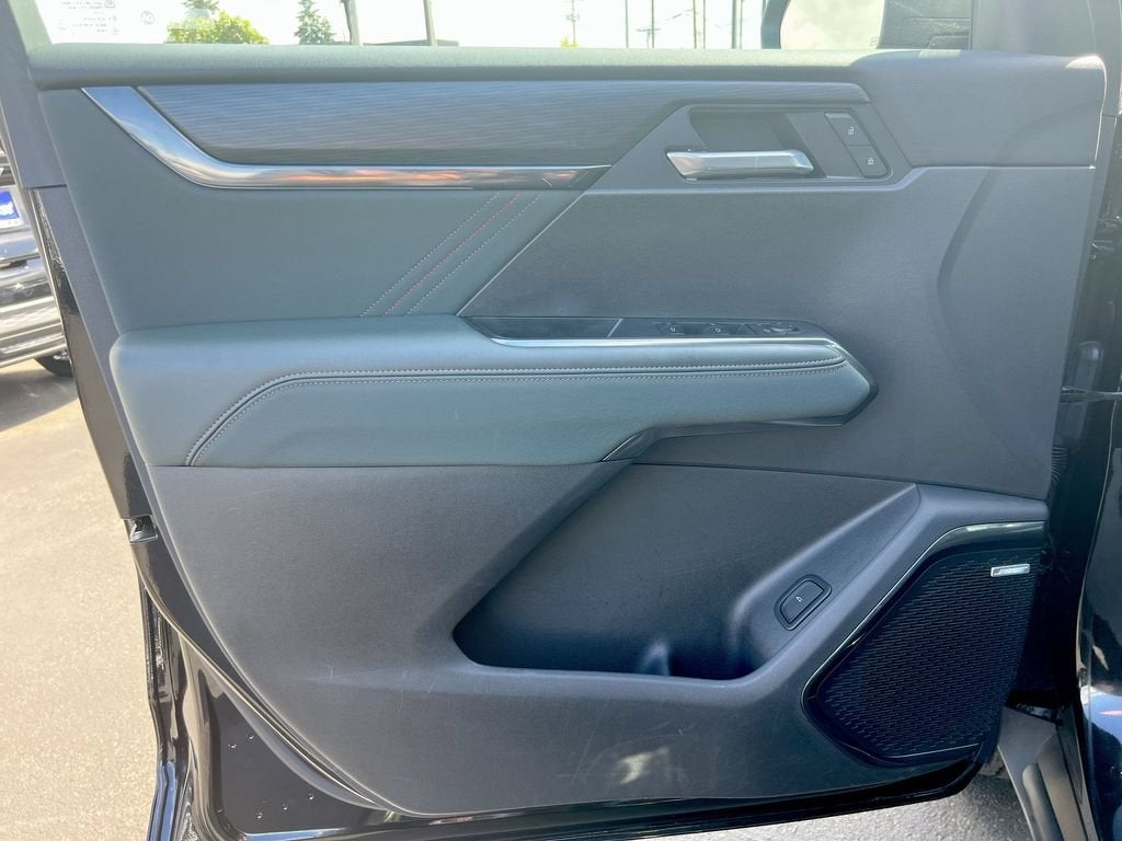 2024 GMC Acadia AT4