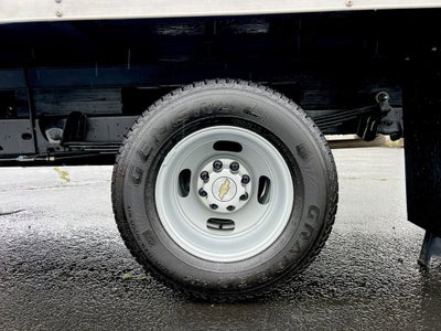 2026 Chevrolet Express Cutaway 3500 1WT