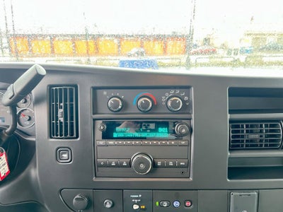 2026 Chevrolet Express Cutaway 3500 1WT