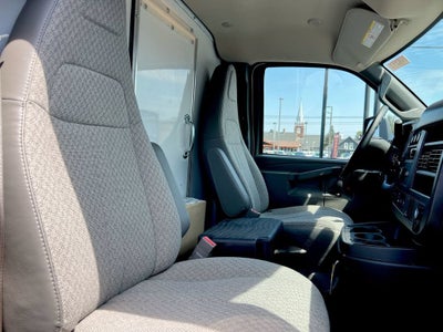 2026 Chevrolet Express Cutaway 3500 1WT