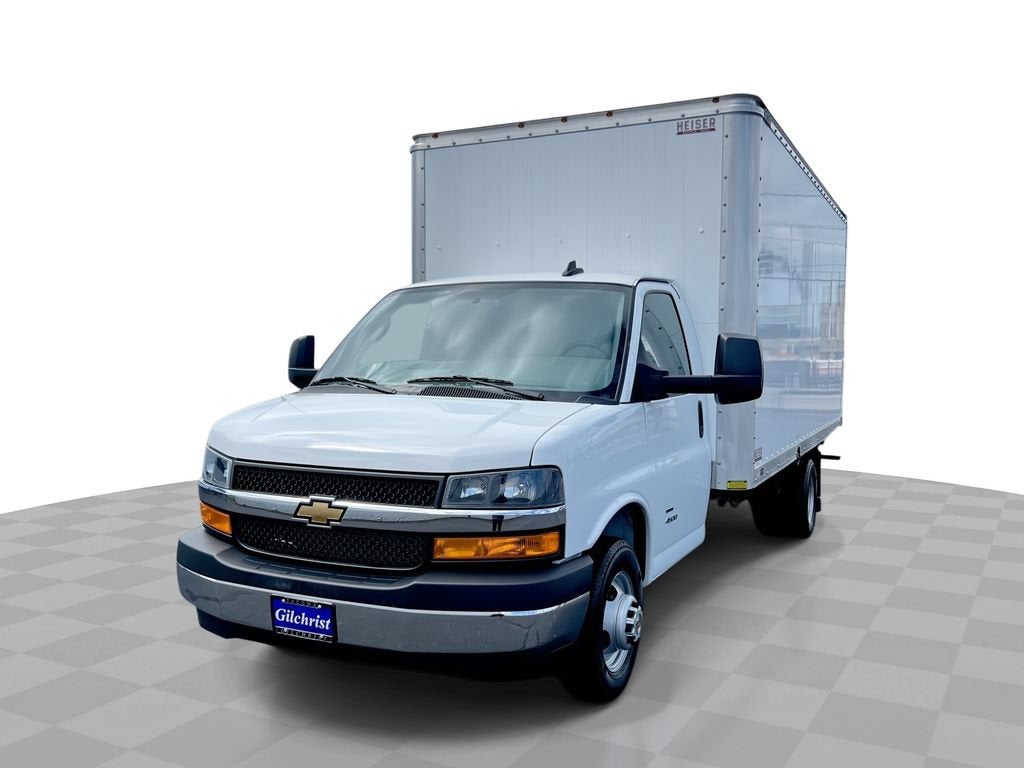 2025 Chevrolet Express Cutaway 4500 2WT