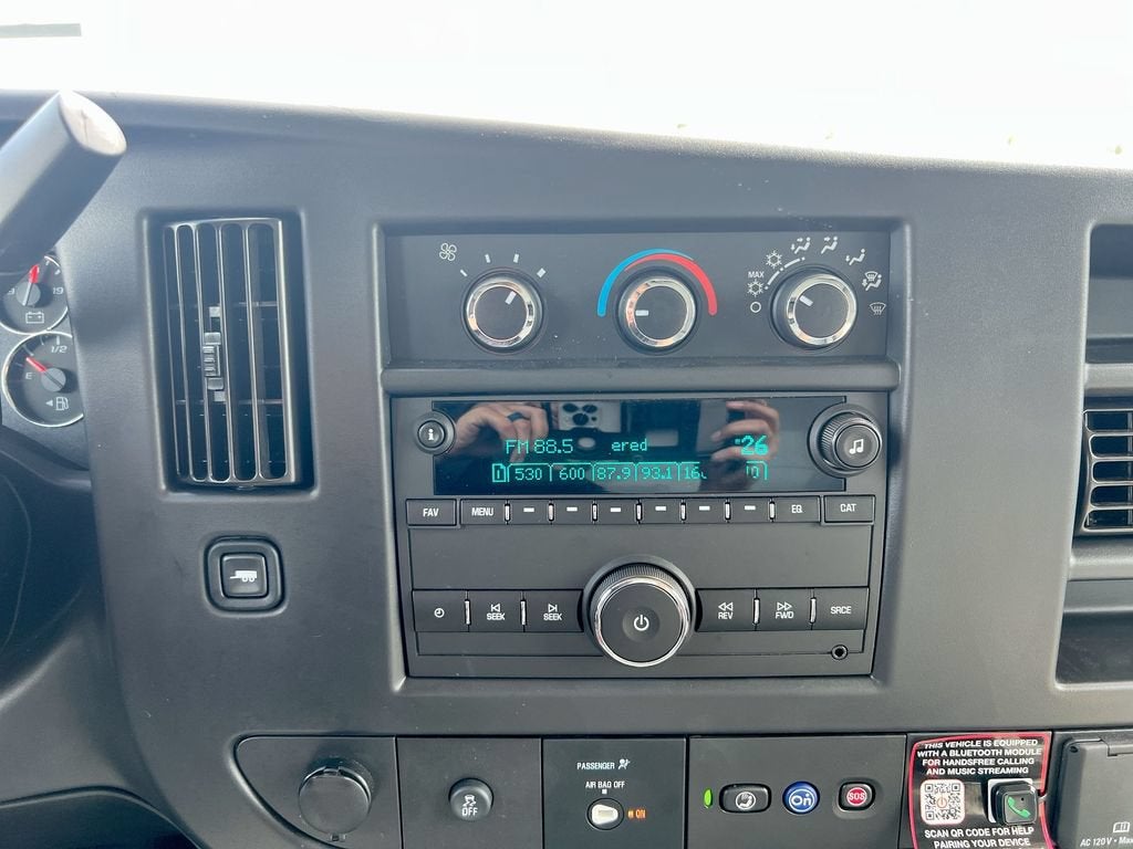 2025 Chevrolet Express Cutaway 4500 2WT