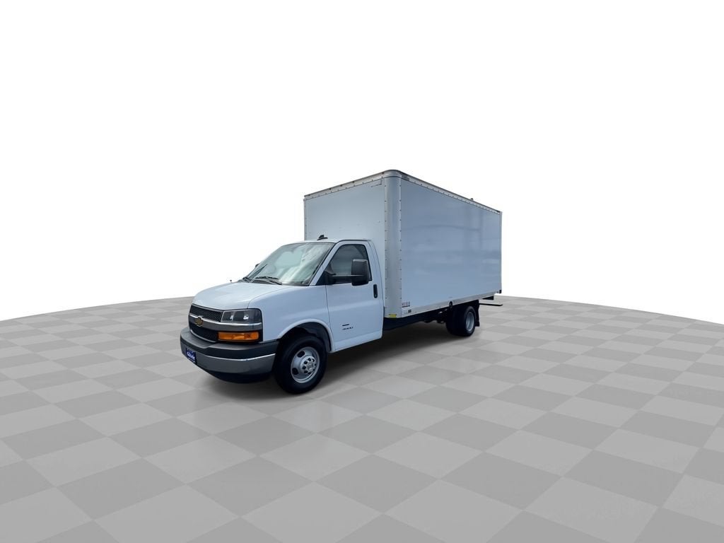 2025 Chevrolet Express Cutaway 4500 2WT