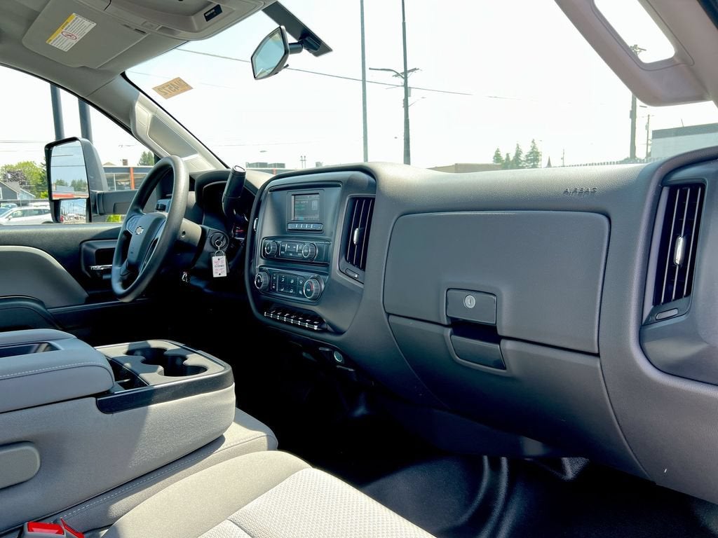 2024 Chevrolet Silverado 5500 HD Work Truck