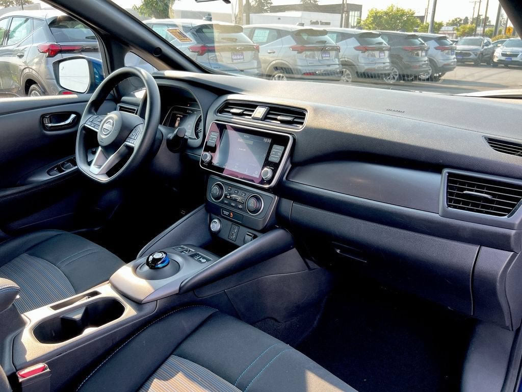 2024 Nissan LEAF S