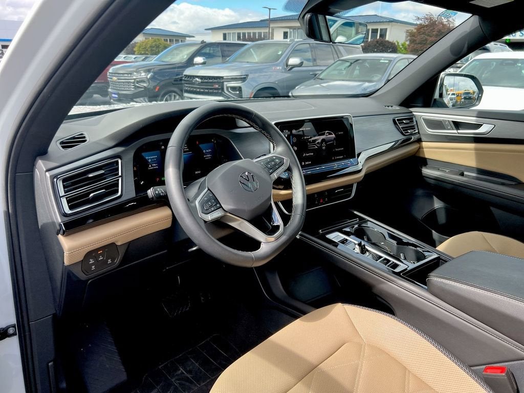 2024 Volkswagen Atlas Cross Sport 2.0T SE w/Technology