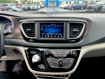 2019 Chrysler Pacifica LX