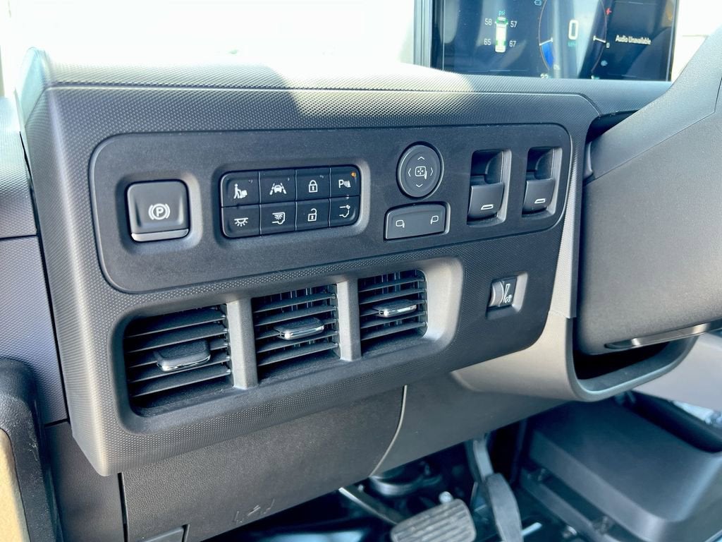 2025 Chevrolet BrightDrop 400 AWD 400