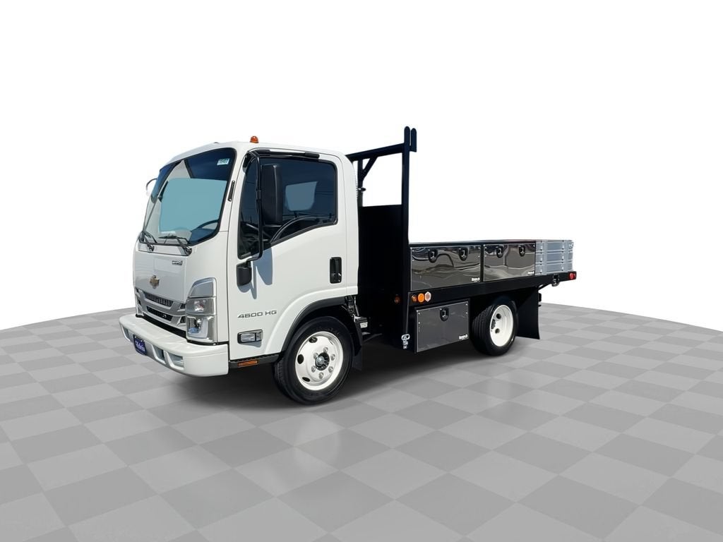 2025 Chevrolet Low Cab Forward 4500 HG NA