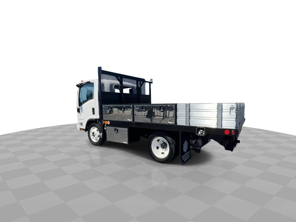 2025 Chevrolet Low Cab Forward 4500 HG NA