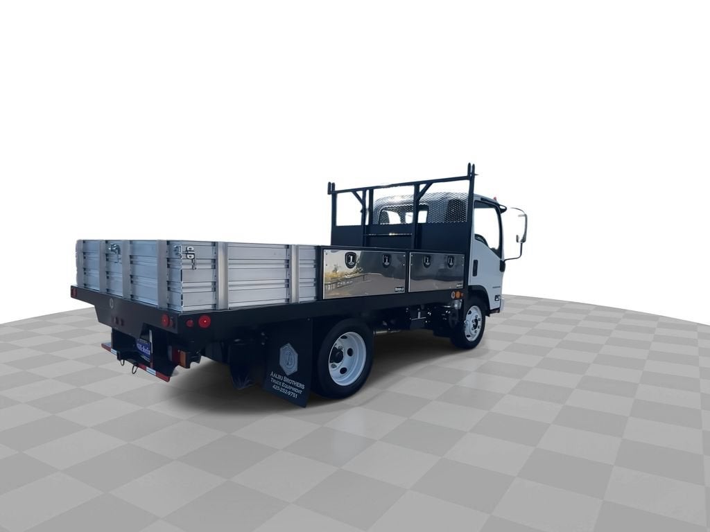 2025 Chevrolet Low Cab Forward 4500 HG NA