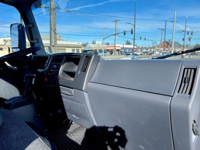 2025 Chevrolet Low Cab Forward 4500 HG NA