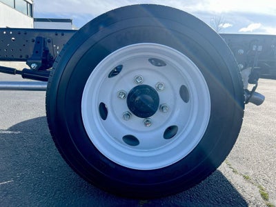 2025 Chevrolet Low Cab Forward 4500 HG NA