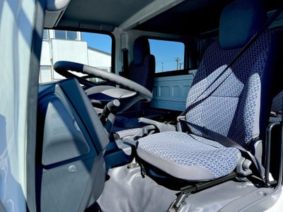 2025 Chevrolet Low Cab Forward 5500 XG NA