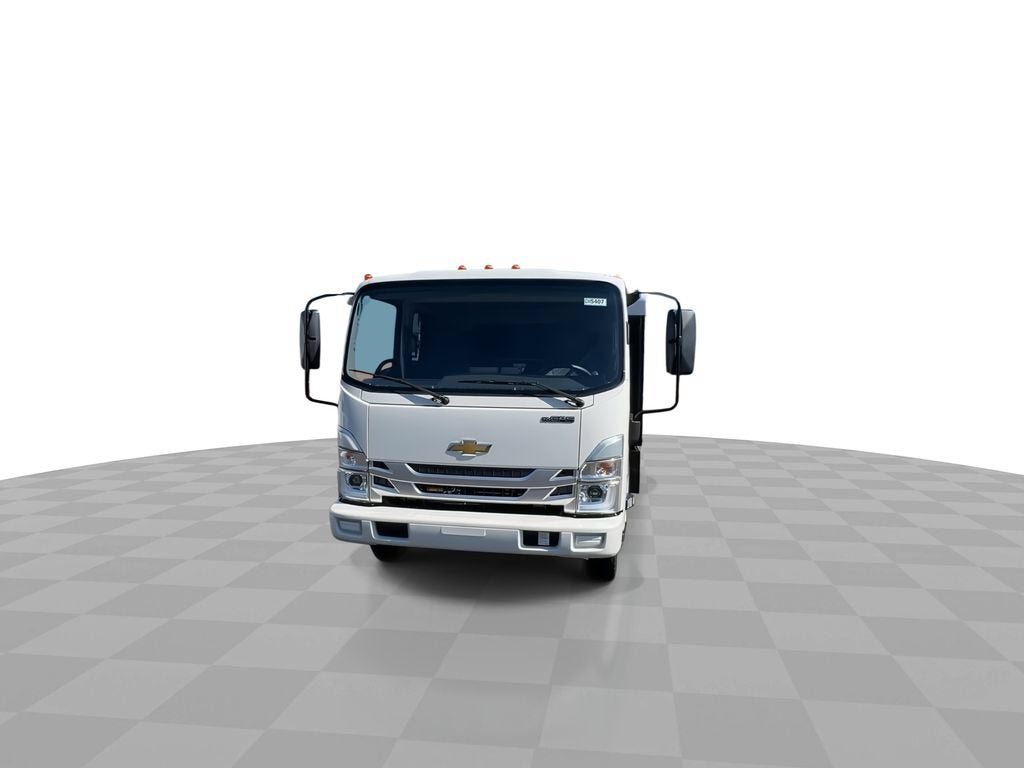 2025 Chevrolet Low Cab Forward 5500 XG NA
