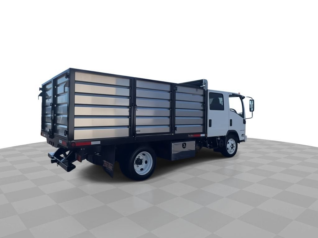 2025 Chevrolet Low Cab Forward 5500 XG NA
