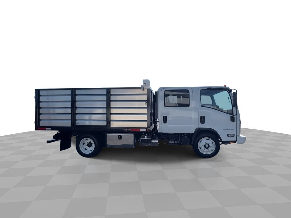 2025 Chevrolet Low Cab Forward 5500 XG NA