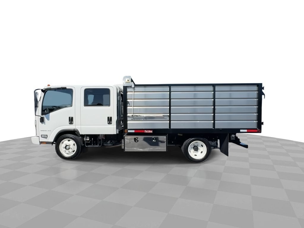 2025 Chevrolet Low Cab Forward 5500 XG NA