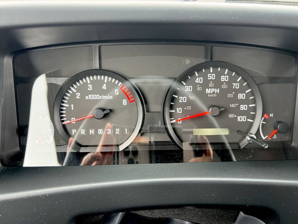 2025 Chevrolet Low Cab Forward 5500 XG NA
