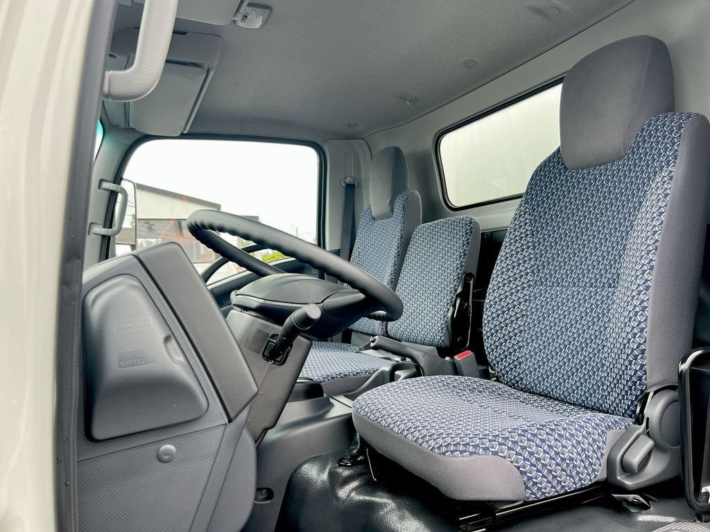 2025 Chevrolet Low Cab Forward 5500 XG NA