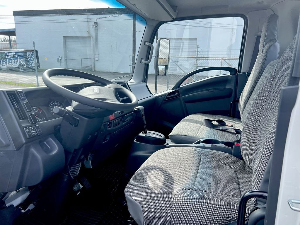 2025 Chevrolet Low Cab Forward 5500 XG NA