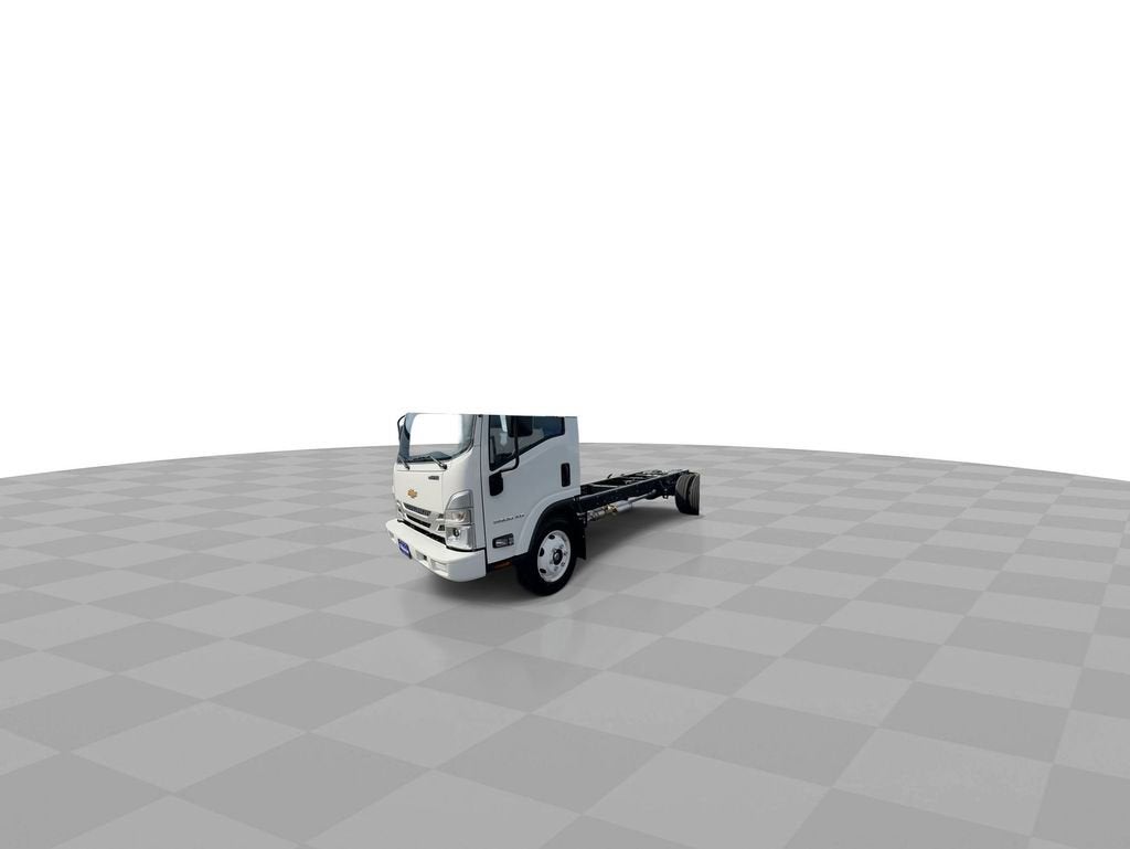 2025 Chevrolet Low Cab Forward 5500 XG NA
