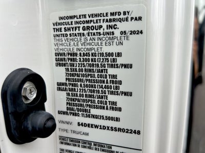 2025 Chevrolet Low Cab Forward 5500 XG NA