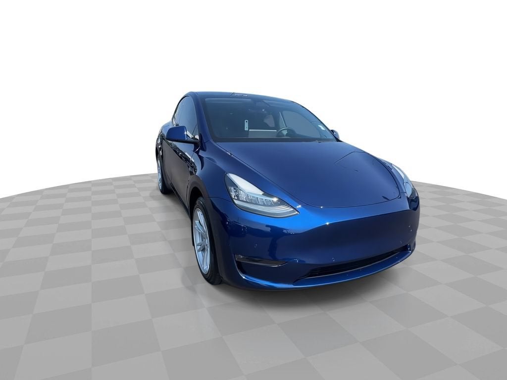 Used 2022 Tesla Model Y Long Range with VIN 7SAYGDEE2NF463859 for sale in Tacoma, WA