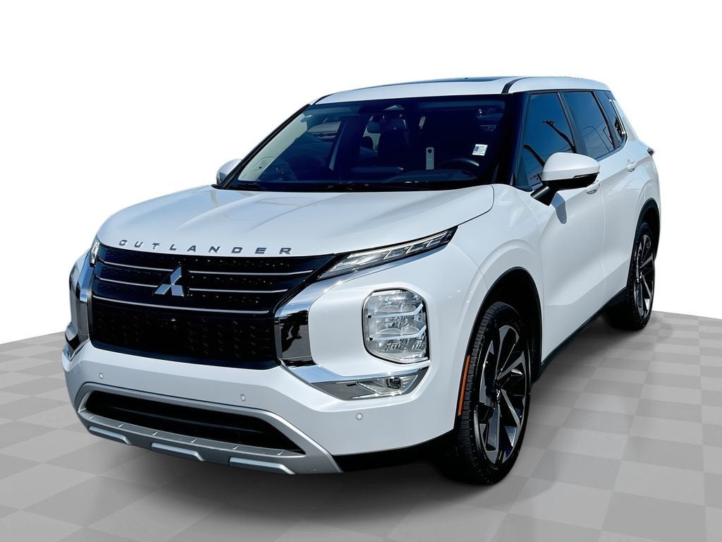2022 Mitsubishi Outlander SE FWD's photo