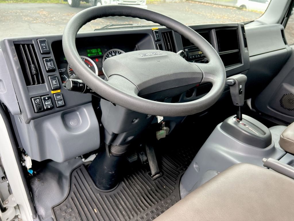 2019 ISUZ NPR NA