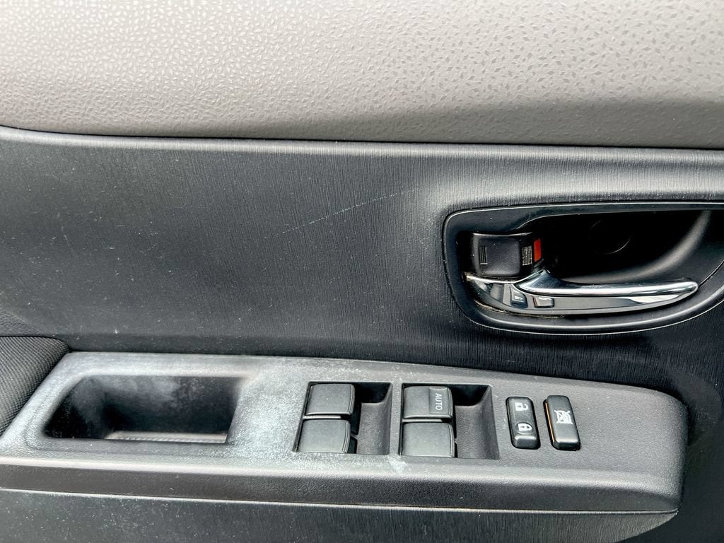 2014 Toyota Yaris L