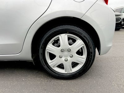 2014 Toyota Yaris L