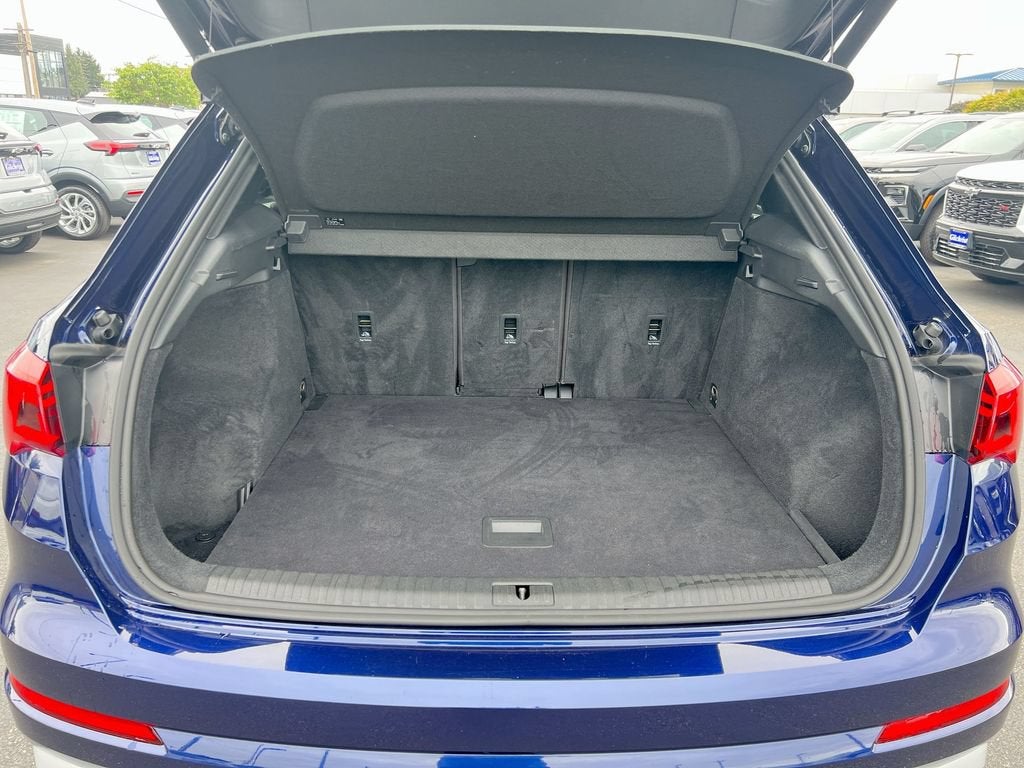 2021 Audi Q3 Premium 40 TFSI quattro Tiptronic
